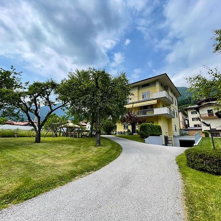 Hotel Locanda Alla Perla Tiarno di Sotto Exterior foto
